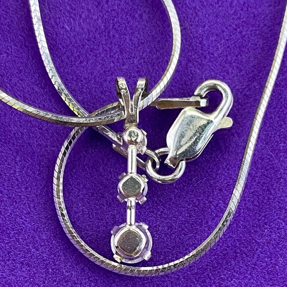 💛 Classic Sterling Silver CZ Journey Pendant Necklace - Picture 3 of 5